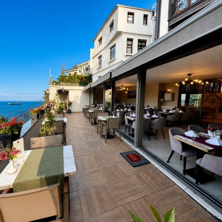 open_restaurant_15011b.jpg